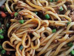 素椒杂酱面-左撇子私房面