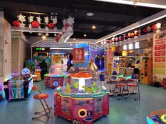 -嘻哈欢乐场(华宇广场店)