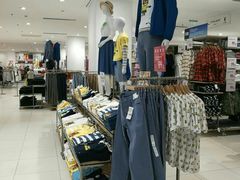 -优衣库(威海威高购物中心店)