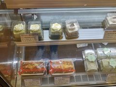 -红宝石·鲜奶小方·海派西点房(南翔店)