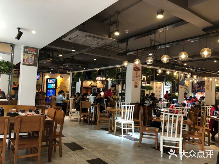 王妈热卤·川味馆(海昌店)大堂图片