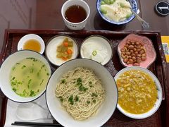 -百年老字号·观振兴蟹黄面·三虾面·苏式面(观前街富仁坊巷店)