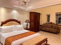 -平湖九龙山庄园圣马可酒店