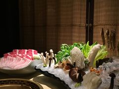 -余欢领鲜火锅(新街口店)