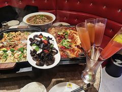 -巴特餐饮6加1音乐餐吧·新疆菜