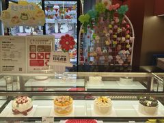 -花花卷卷·鲜食蛋糕(泉屋店)