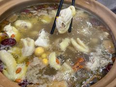 -广味炭炉鸡煲(宝业路分店)