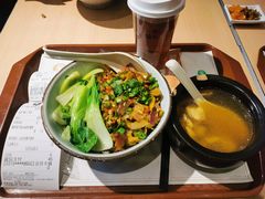 松茸鸡汤-蒙自源米线大王(东站店)