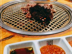 -唯成•韩国炭火烤肉 유성고기