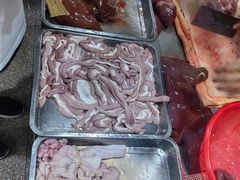 -标记美食新鲜猪杂(兴南大道店)