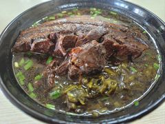 -小龙大肉面馆