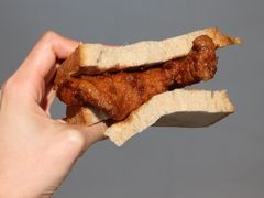 -同济大学本部学苑饮食广场