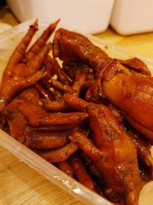 锋味舌尖61秘制鸭头(黄兴中路店)-"在乐活城对面的街道上,整条街