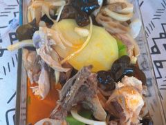 -满格嗦新疆椒麻鸡火锅.炒米粉(川大江安校区店)