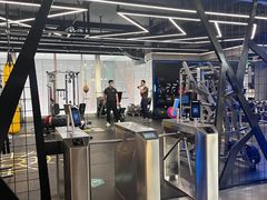 -懒人Club健身(卓越时代广场店)