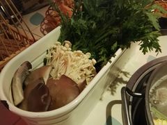 -南城十里潮汕鲜牛火锅·鲜虾生滚粥(融汇老商埠店)