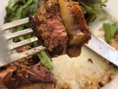 鹅肝配沙拉-Le Comptoir de la Gastronomie