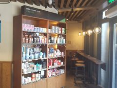 -星巴克(西藏路店)