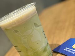 牛油果森林瑞纳冰-瑞幸咖啡(深圳来福士广场店)
