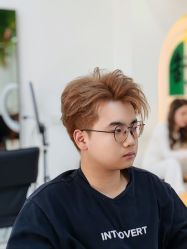 -V7 HAIR SALON