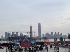 -肥肥虾庄·金牌油焖大虾(杨园滨江时代walk店)