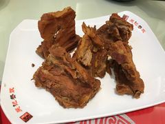 -吴记酱骨炖菜馆(西大直街店)