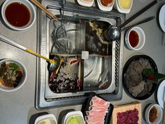 -海底捞火锅(新松江路生日主题店)