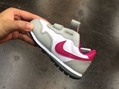 -NIKE上海青浦换季优惠店