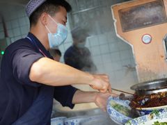 -吾穆勒蓬灰牛肉面·清真(北滨河中路店)