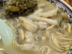 招牌黄鱼面-明呈黄鱼面馆(斜土路店)