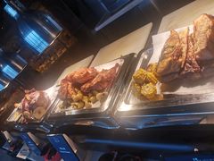 -锦厨国际自助餐厅 · 云端景观 (昆明索菲特大酒店)