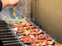 -红河谷晴天别墅轰趴馆