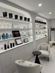 -JNK皮肤管理中心