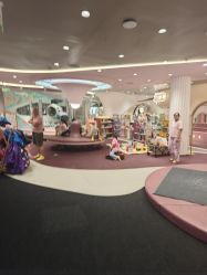 -奈尔宝家庭中心·国风主题·亲子餐厅(豫园商城店)