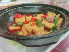 豆腐牛腩-三江源美食城