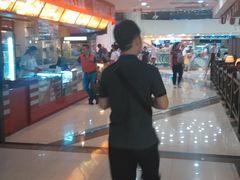 -鸿通城购物中心