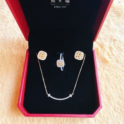 -周大福 CHOW TAI FOOK(新世界百货崇文店)