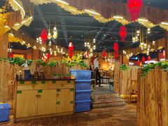 -老滇山寨•云南特色菜•地方菜•民族风情歌舞表演(金碧店)