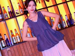 -何师烧烤Pro ·小龙虾·江湖川菜·精酿啤酒(太古里店)