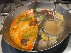 -左庭右院鲜牛肉火锅(浦江欢乐颂店)
