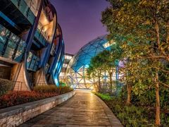 -上海滴水湖皇冠假日酒店