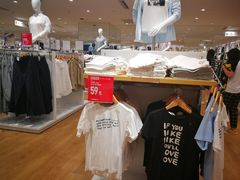 -优衣库(南宁江南万达店)