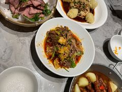 -渔语鱼新川菜Bistro(万象天地店)