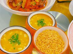 -阿瓦山寨·湘菜现炒·剁椒鱼头王(咸阳总店)