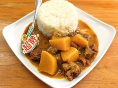 咖喱薯仔牛腩饭-荣晖咖啡美食(司打口店)