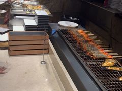 -雍和会海鲜姿造自助(湖东路店)