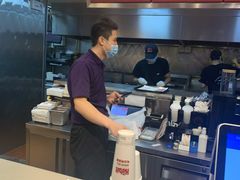 -The Habit Burger Grill 哈比特汉堡(爱琴海店)