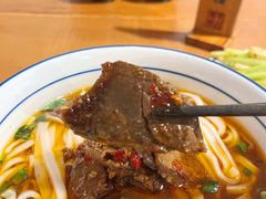-矮子粉店1985·长沙米粉(湘春路店)