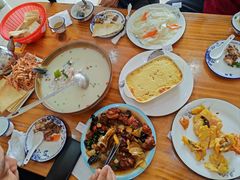 -美顺香食府鱼头老店(雪野湖店)