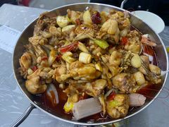 牛蛙爱上虾-小民大排档(光谷店)